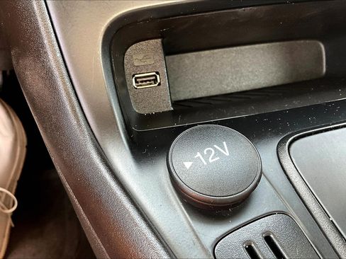 Used 2018 Ford Focus SE image 33