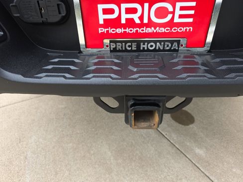 Used 2022 Toyota Tacoma SR5 image 6