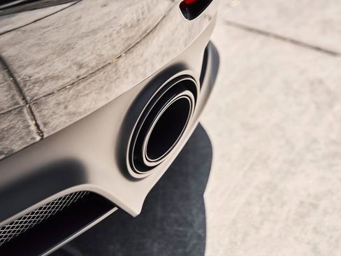 Used 2018 Porsche 911 GT2 RS RWD image 19