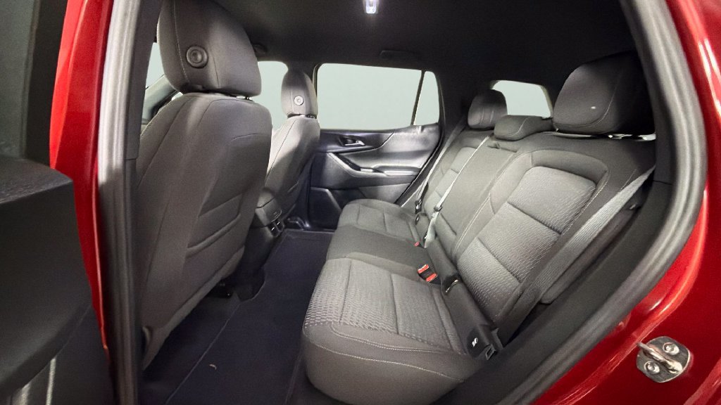 Certified 2026 Chevrolet Equinox LT w/ Safety and Technology Package FWD image 27
