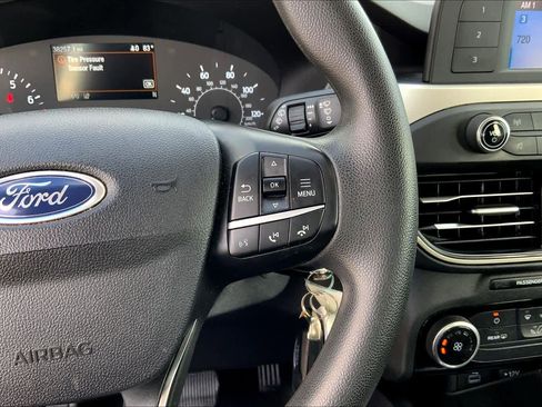 Used 2022 Ford Escape S image 22