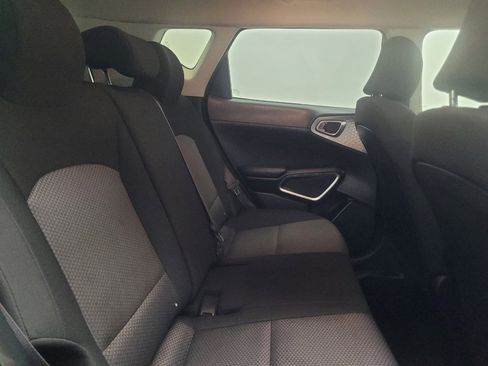 Used 2021 Kia Soul LX FWD image 19
