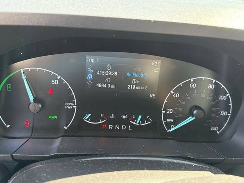 Used 2022 Ford Maverick XLT FWD image 14