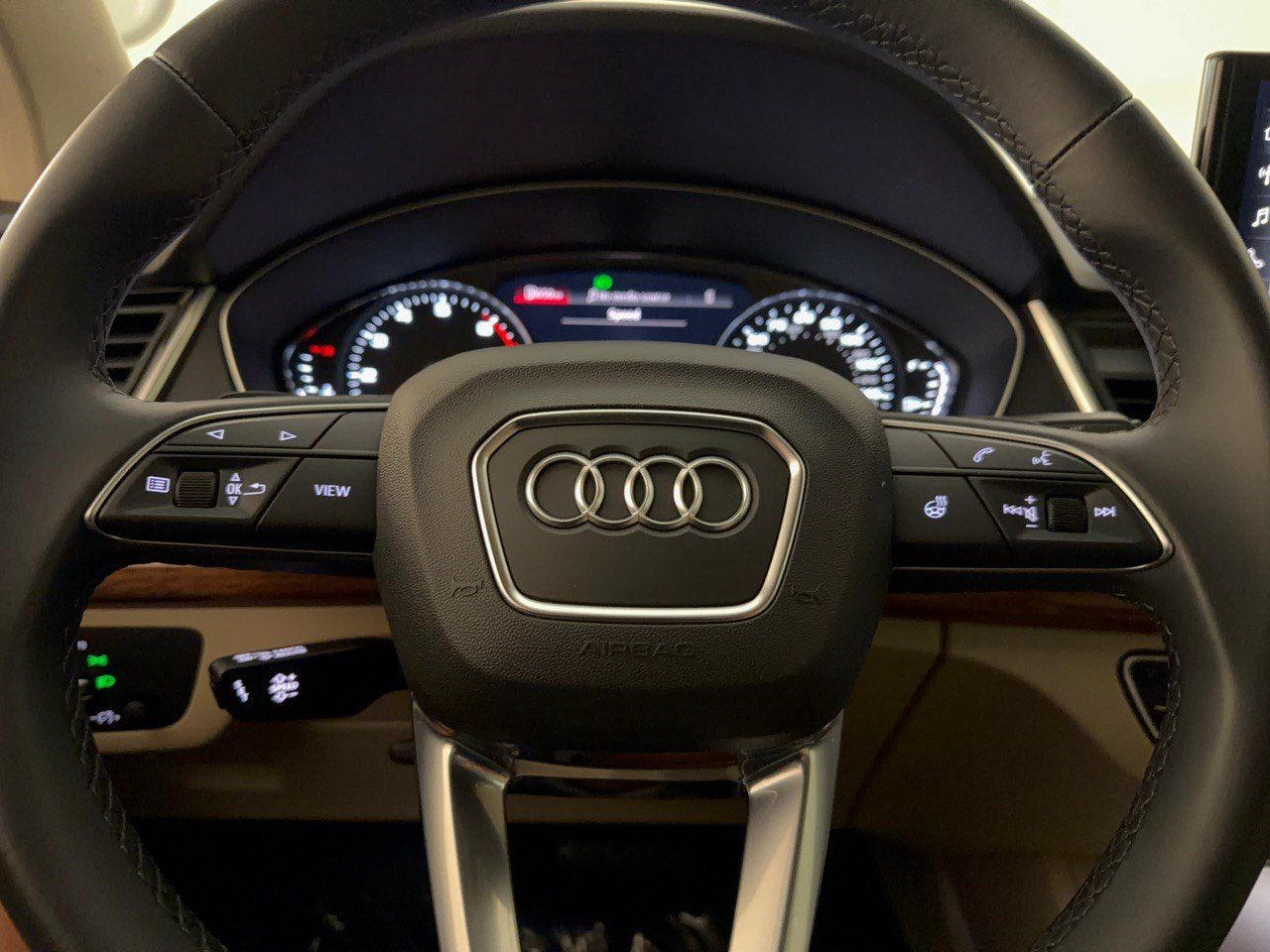 Used 2021 Audi Q5 2.0T Premium w/ Convenience Package AWD/4WD image 10