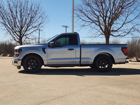 Used 2025 Ford F150 XL w/ Equipment Group 103A High image 4