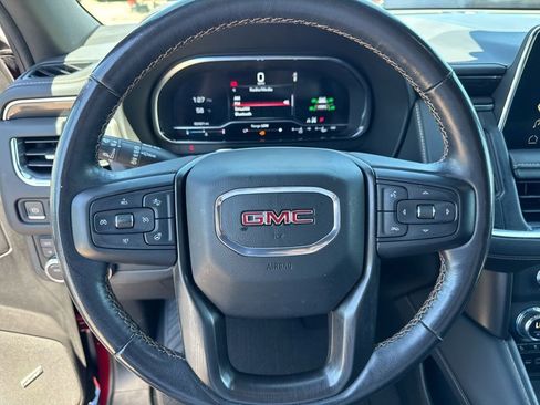 Used 2023 GMC Yukon AT4 w/ AT4 Premium Package AWD/4WD image 8
