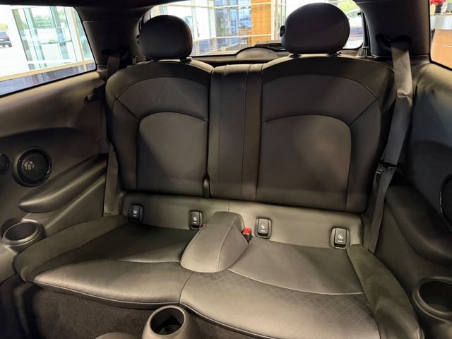 Used 2023 MINI Cooper S w/ Signature Upholstery Package FWD image 18
