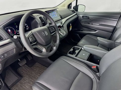 Used 2026 Honda Odyssey EX-L image 11
