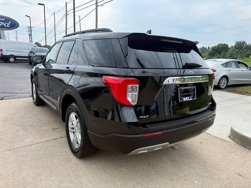Certified 2023 Ford Explorer XLT w/ Equipment Group 202A AWD/4WD image 5