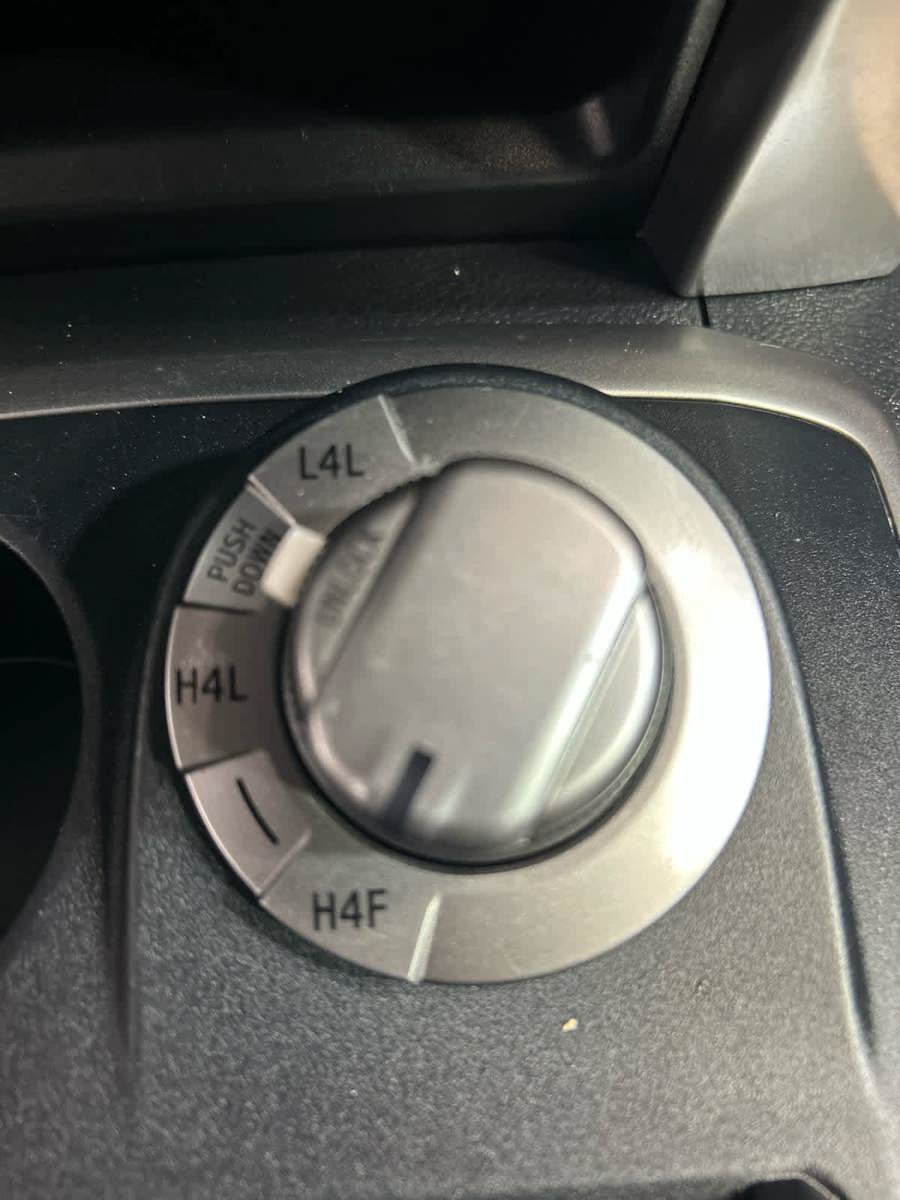 Used 2023 Toyota 4Runner Limited AWD/4WD image 6