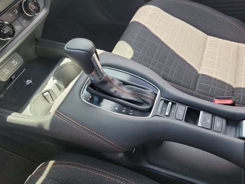 Certified 2027 Honda HR-V Sport image 32