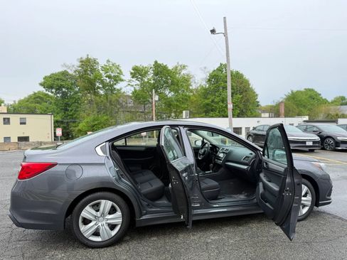 Used 2018 Subaru Legacy 2.5i AWD/4WD image 9