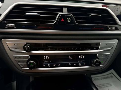 Used 2018 BMW 740i image 66