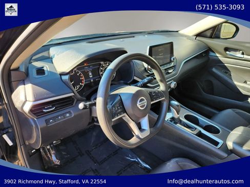 Used 2022 Nissan Altima 2.5 SV FWD image 23
