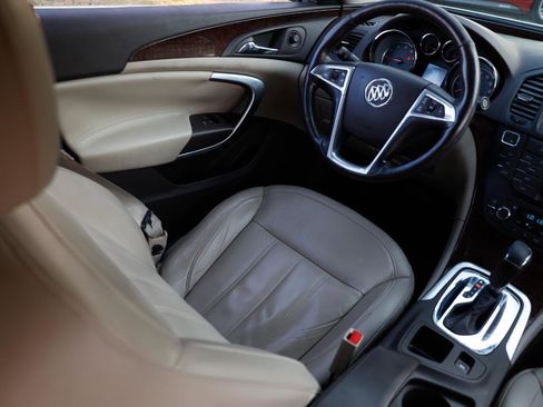 Used 2013 Buick Regal Premium image 20
