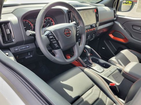 New 2026 Nissan Frontier PRO-4X w/ Pro Premium Package AWD/4WD image 4
