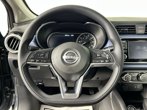 Used 2025 Nissan Versa SV w/ Trunk Package FWD image 22