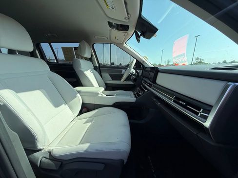 Used 2025 Hyundai Santa Fe SE FWD image 28