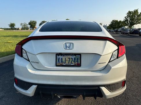 Used 2020 Honda Civic Sport image 8
