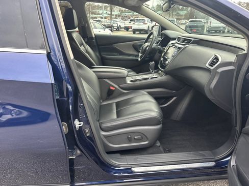Used 2023 Nissan Murano SV image 13