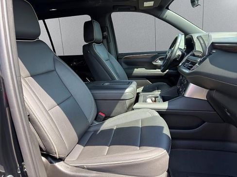 Used 2023 Chevrolet Tahoe Premier AWD/4WD image 41