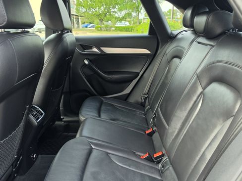 Used 2018 Audi Q3 2.0T Premium w/ Convenience Package image 23