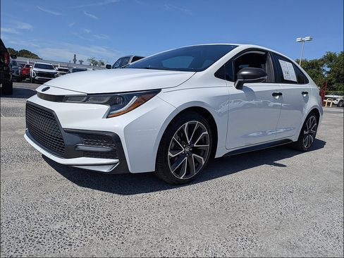 Used 2022 Toyota Corolla SE FWD image 8
