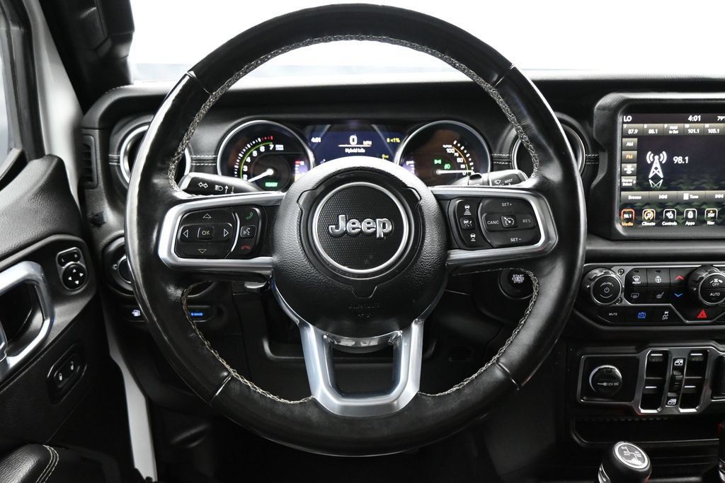 Used 2022 Jeep Wrangler Unlimited Sahara w/ Cold Weather Group AWD/4WD image 14