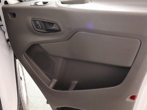 Used 2023 Ford Transit 350 XLT image 15