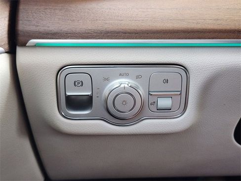 Used 2022 Mercedes-Benz GLE 450 4MATIC image 23