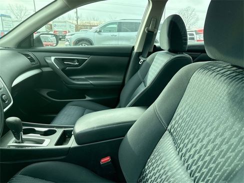 Used 2017 Nissan Altima 2.5 S image 7