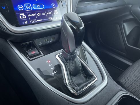 Used 2022 Subaru Outback Premium image 27