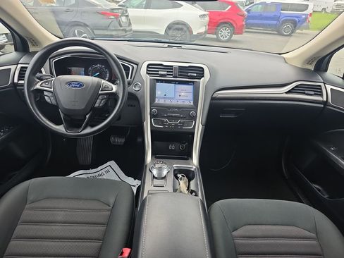 Used 2019 Ford Fusion SE AWD/4WD image 20