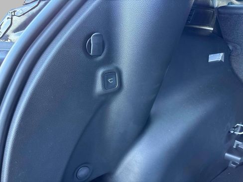 New 2026 Jeep Compass Limited image 5