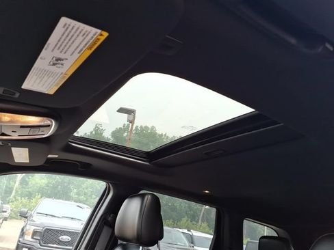 Used 2020 Jeep Grand Cherokee Limited AWD/4WD image 13