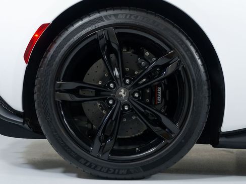 Used 2025 Ferrari 296 GTS RWD image 21