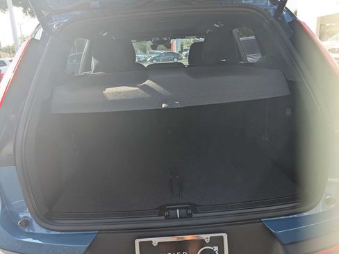 Certified 2023 Volvo XC40 Recharge Ultimate AWD/4WD image 18