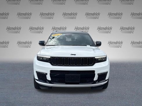 Used 2023 Jeep Grand Cherokee L Summit AWD/4WD image 3