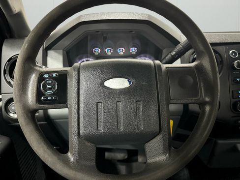 Used 2013 Ford F250 XL w/ PWR Equipment Group image 21