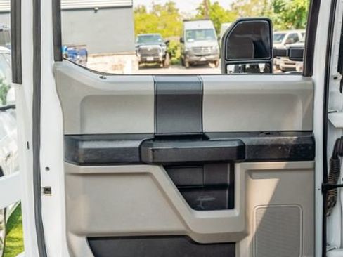 Used 2020 Ford F250 XL w/ Power Equipment Group image 34