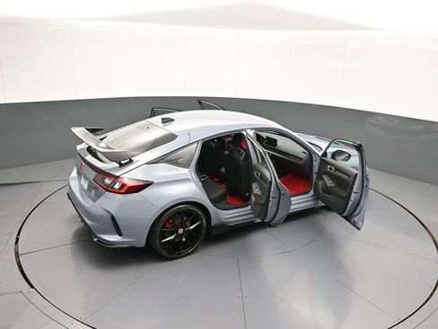 Used 2025 Honda Civic Type R image 44