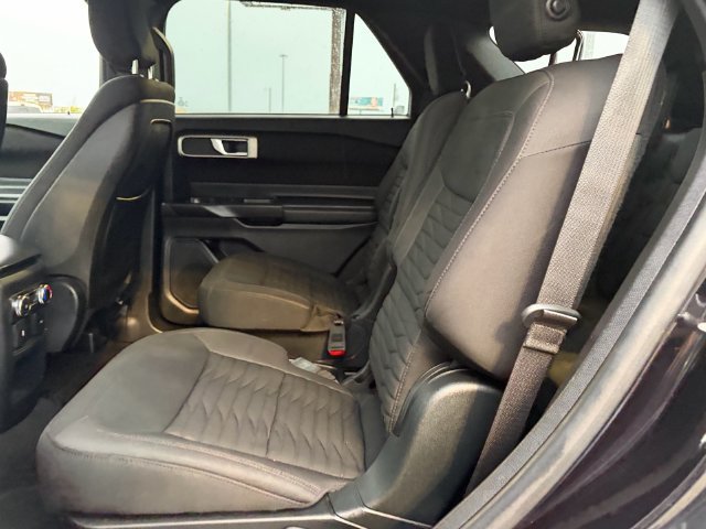 Used 2020 Ford Explorer XLT RWD image 6
