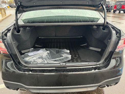 Used 2025 Subaru Legacy Touring XT image 12