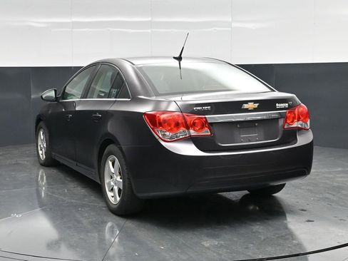 Used 2014 Chevrolet Cruze LT FWD image 12