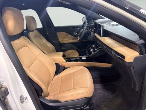 Used 2020 Lincoln Corsair Reserve w/ Equipment Group 201A AWD/4WD image 15
