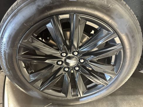 Used 2024 Cadillac Escalade Sport image 10