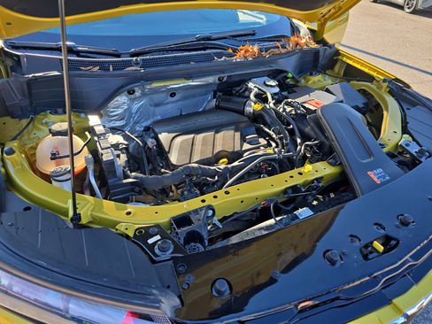 Used 2024 Chevrolet Trax ACTIV w/ Driver Confidence Package image 30