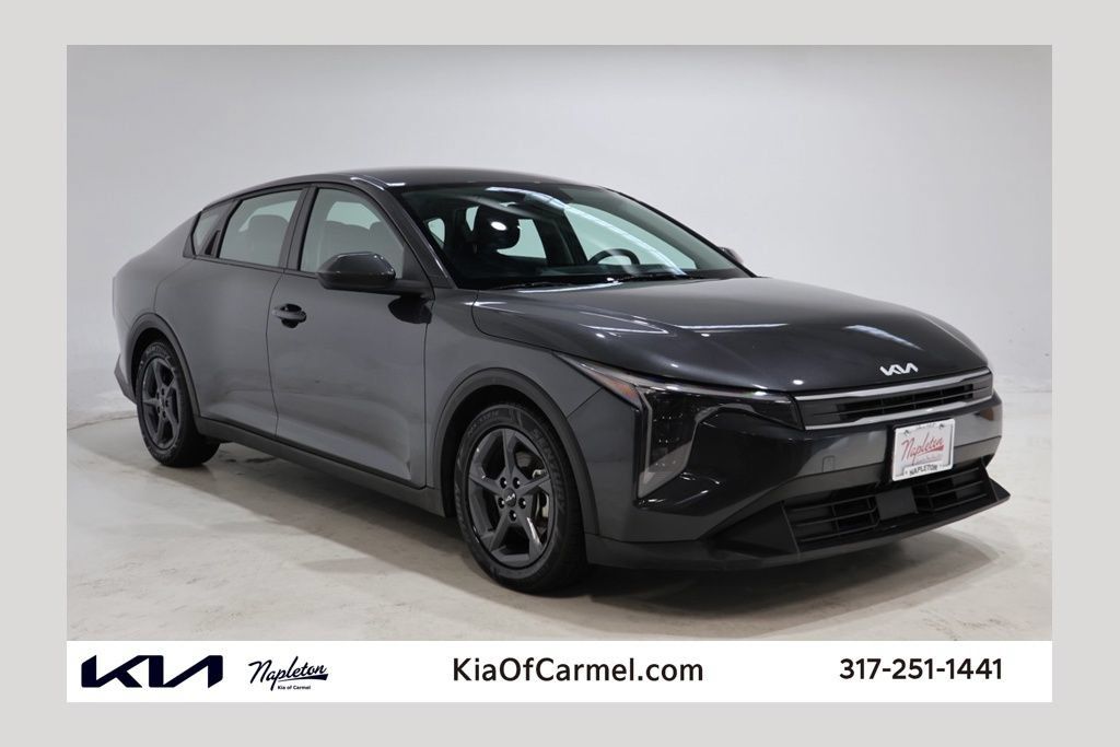 Used 2025 Kia K4 FWD image 1