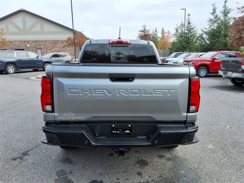 Certified 2024 Chevrolet Colorado Z71 w/ Z71 Convenience Package 2 image 6