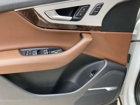 Used 2019 Audi Q7 2.0T Premium Plus w/ Premium Plus Package image 12